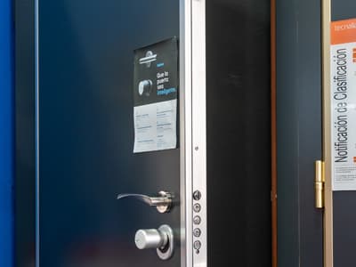 Distribuidores de puertas Cabma en Vigo