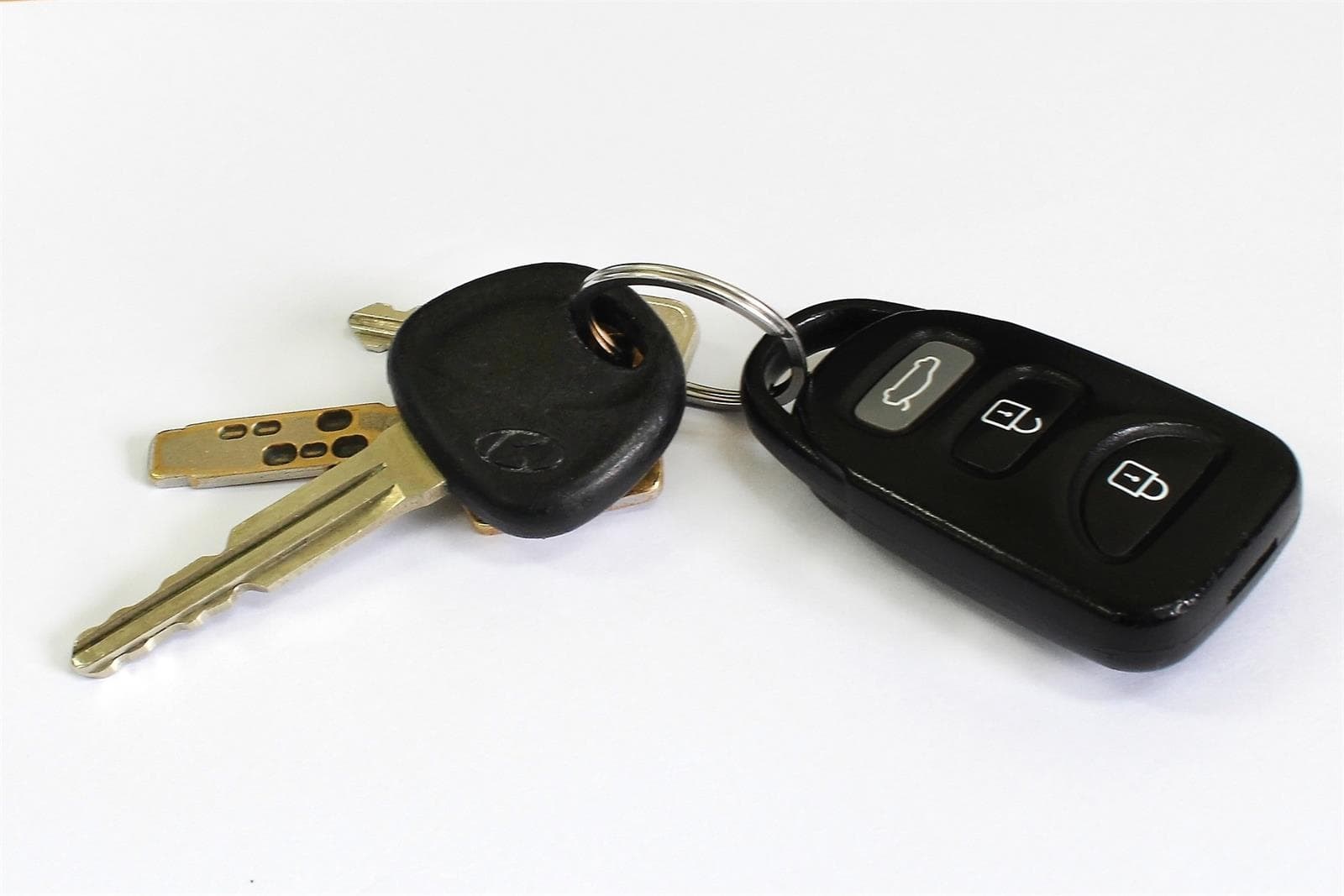 ¿Se pueden hacer duplicados de todas las llaves de coche? - Imagen 1